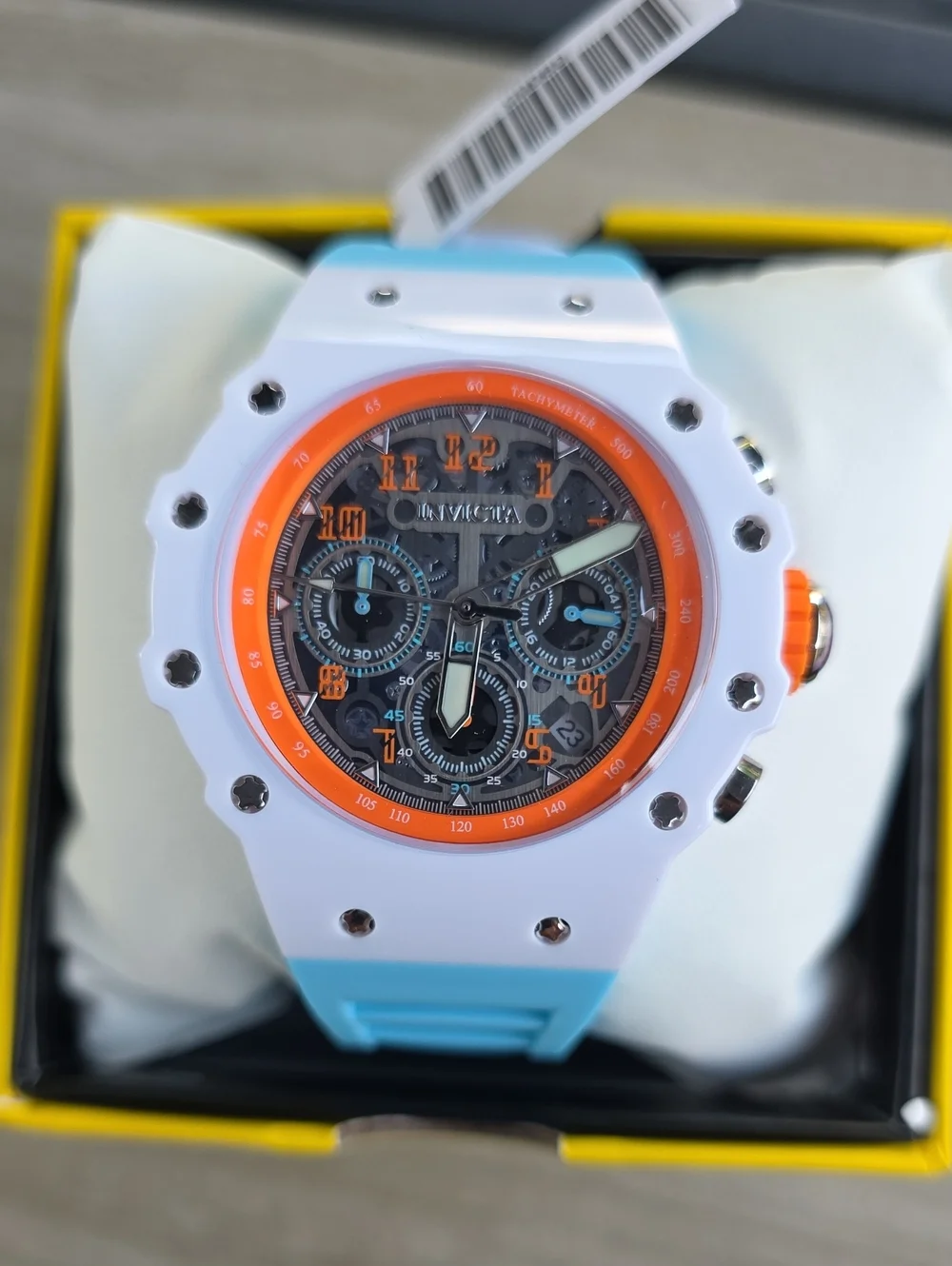 367. Invicta Racing MenModel 69665 - Men's Watch Quartz 43.5mm